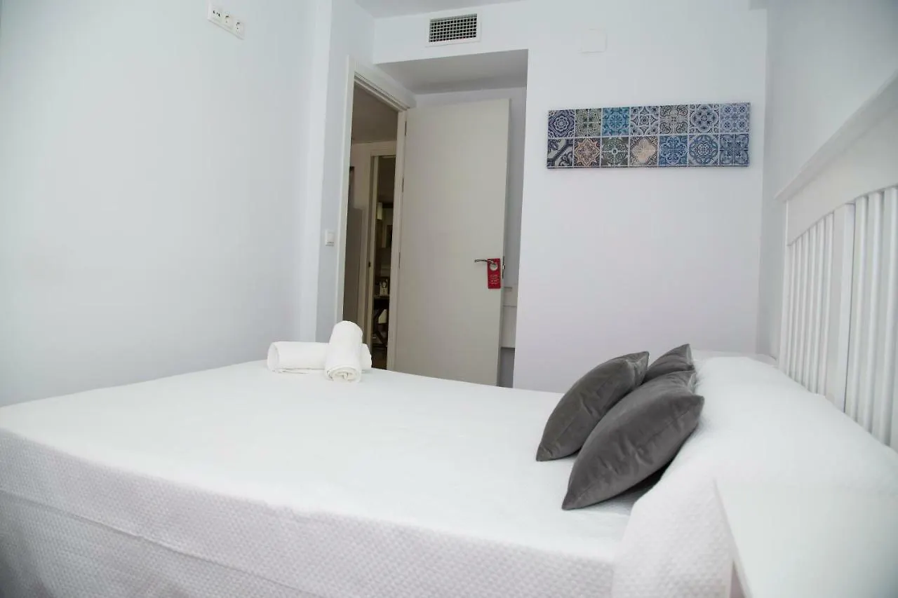 Piso En Cordoba Emili'S House Apartment 0*,