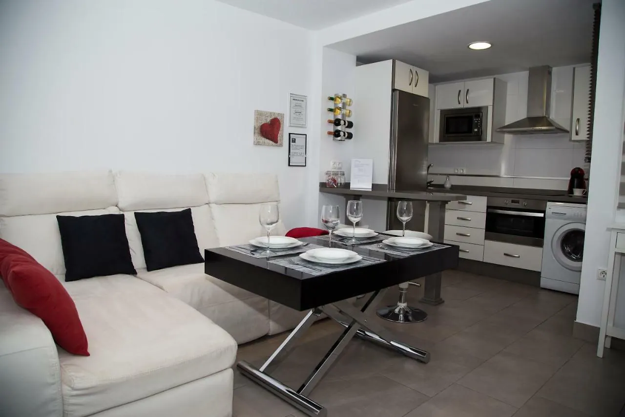 Piso En Cordoba Emili'S House Apartment 0*,